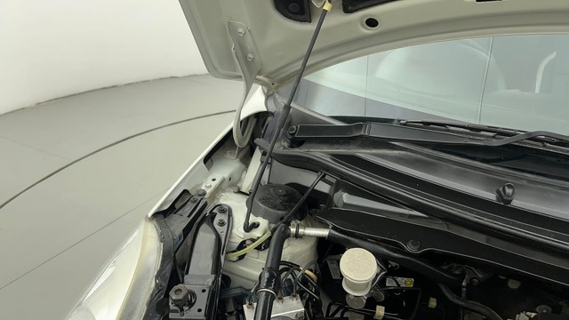 Second-hand 2017 Maruti Swift ZXI for sale in Ahmedabad-25