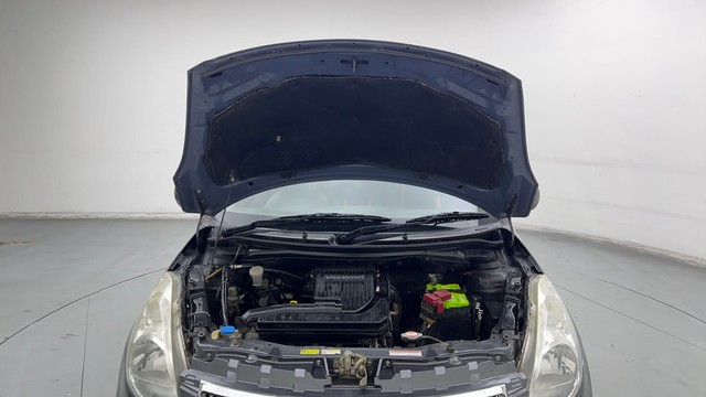 Second-hand 2015 Maruti Suzuki Swift LXI Option for sale in Ghaziabad-8