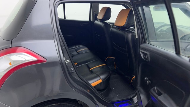 Second-hand 2015 Maruti Suzuki Swift LXI Option for sale in Ghaziabad-35