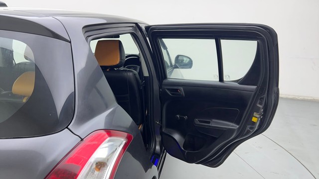 Second-hand 2015 Maruti Suzuki Swift LXI Option for sale in Ghaziabad-25