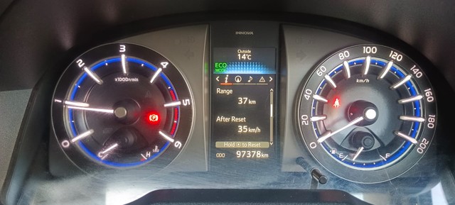 Second-hand 2019 Toyota Innova Crysta 2.4 VX MT 8S BSIV for sale in Hazaribagh-10