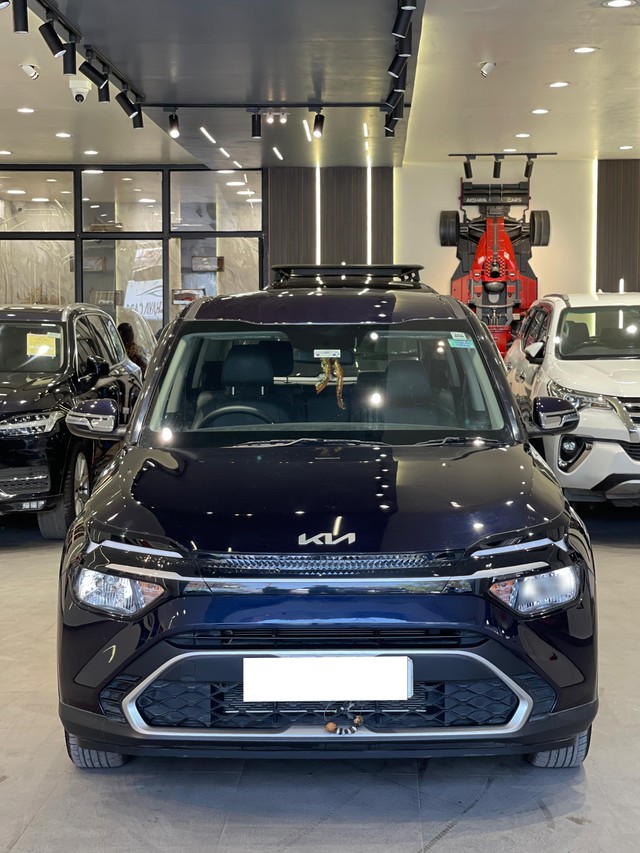 Kia Carens Gravity Second-hand 2025 Kia Carens Gravity for sale in Hyderabad-5