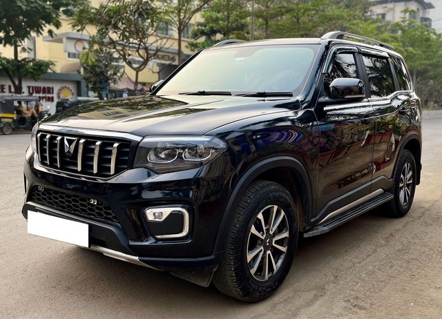 Second-hand 2024 Mahindra Scorpio N Z8 Diesel for sale in Thane-4