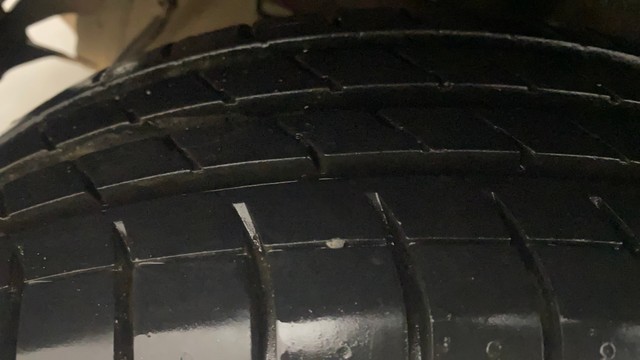 Second-hand 2016 Hyundai Grand i10 Sportz for sale in Gulbarga-29