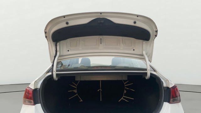 Second-hand 2019 Hyundai Verna VTVT 1.6 SX for sale in Bangalore-20