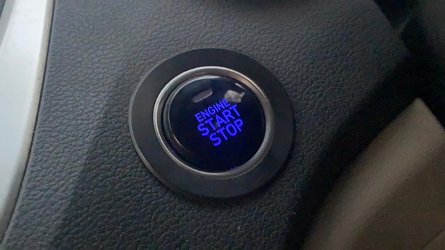 Second-hand 2019 Hyundai Verna VTVT 1.6 SX for sale in Bangalore-23