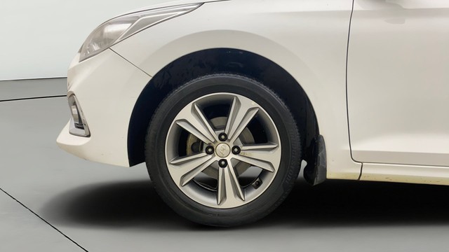 Second-hand 2019 Hyundai Verna VTVT 1.6 SX for sale in Bangalore-26