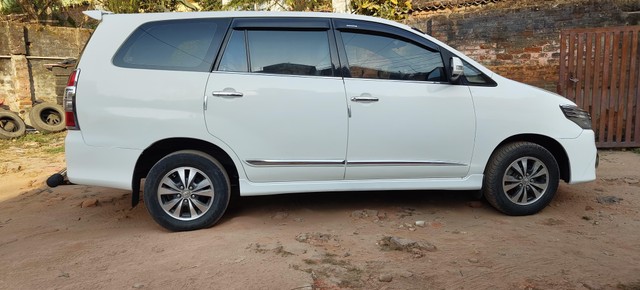 Second-hand 2015 Toyota Innova 2.5 VX (Diesel) 7 Seater for sale in Patna-4