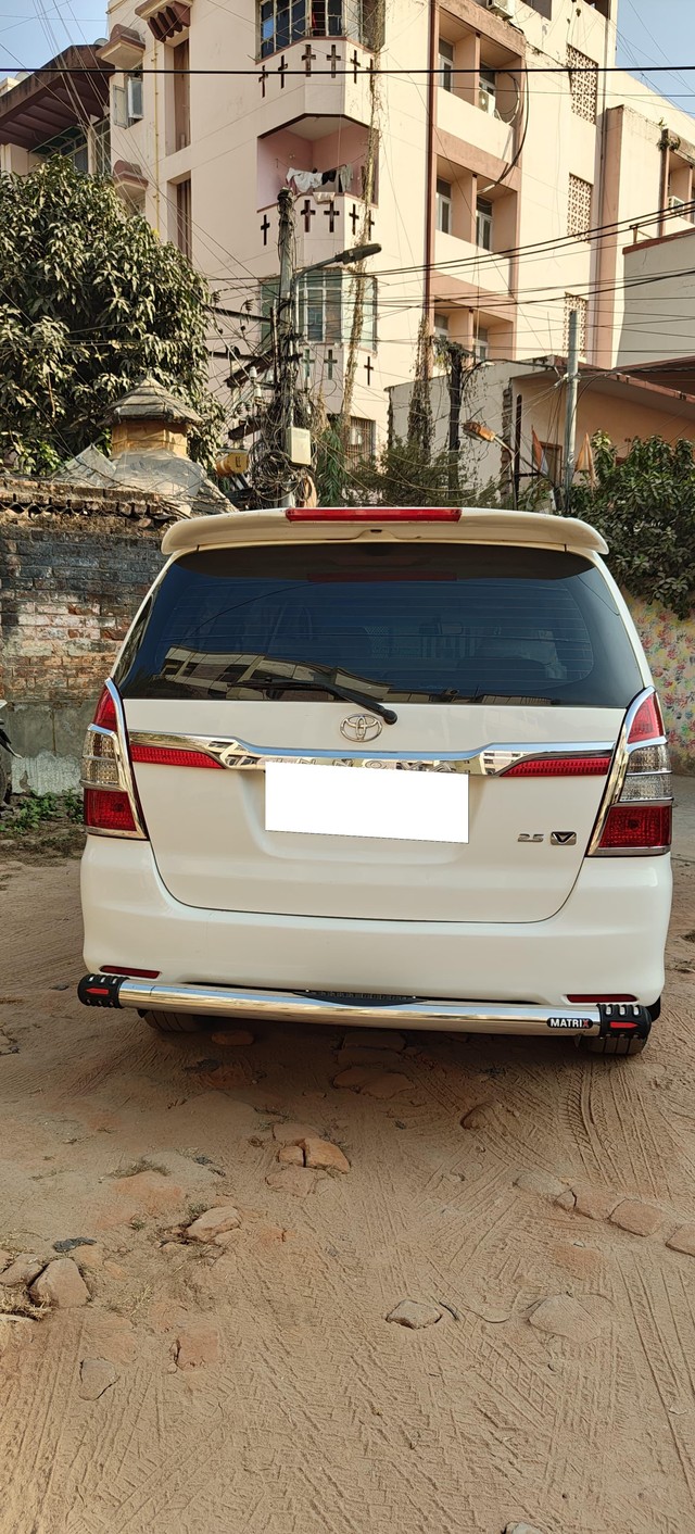 Second-hand 2015 Toyota Innova 2.5 VX (Diesel) 7 Seater for sale in Patna-1