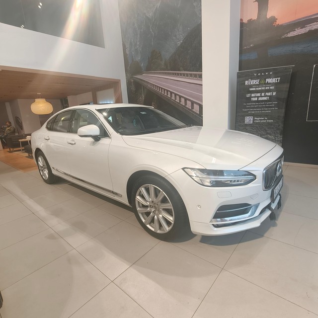 Second-hand 2018 Volvo S90 D4 Inscription BSIV for sale in Gurgaon-6