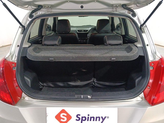 Second-hand 2015 Maruti Swift VXI for sale in Kochi-9