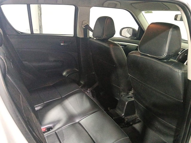 Second-hand 2015 Maruti Swift VXI for sale in Kochi-27