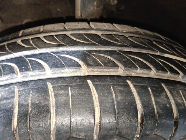 Second-hand 2015 Maruti Swift VXI for sale in Kochi-39