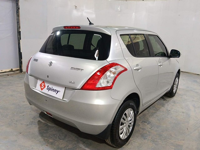 Second-hand 2015 Maruti Swift VXI for sale in Kochi-3