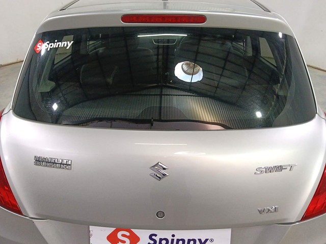 Second-hand 2015 Maruti Swift VXI for sale in Kochi-32