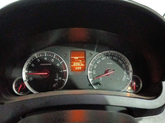 Second-hand 2015 Maruti Swift VXI for sale in Kochi-13