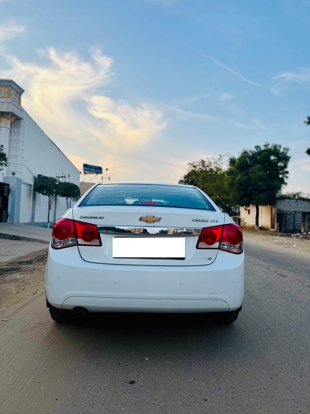 Second-hand 2012 Chevrolet Cruze LTZ for sale in Jaipur-3