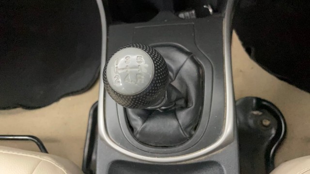 Second-hand 2015 Honda City VX MT for sale in Jaipur-12