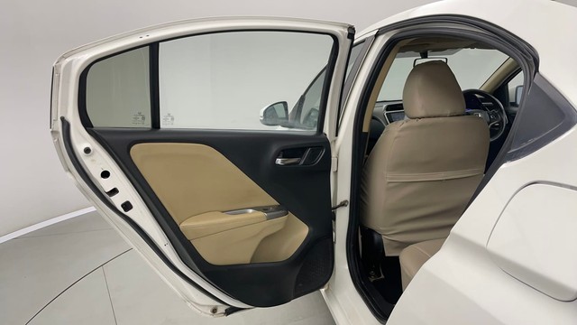 Second-hand 2015 Honda City VX MT for sale in Jaipur-30