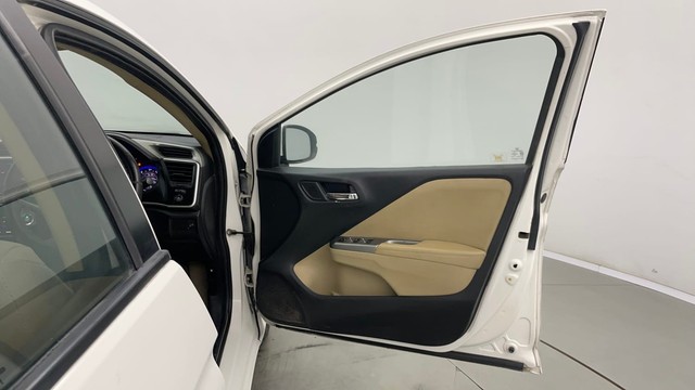 Second-hand 2015 Honda City VX MT for sale in Jaipur-16