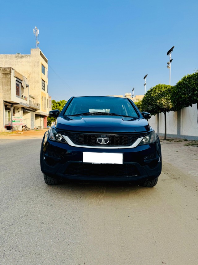 Second-hand 2017 Tata Hexa XE for sale in Jaipur-5