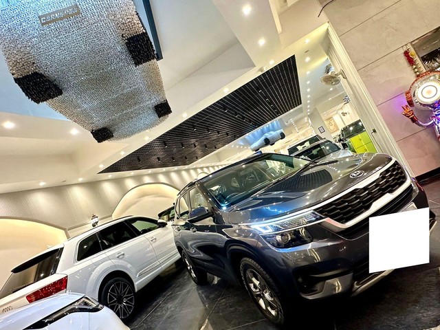 Second-hand 2020 Kia Seltos HTK G for sale in New Delhi-7