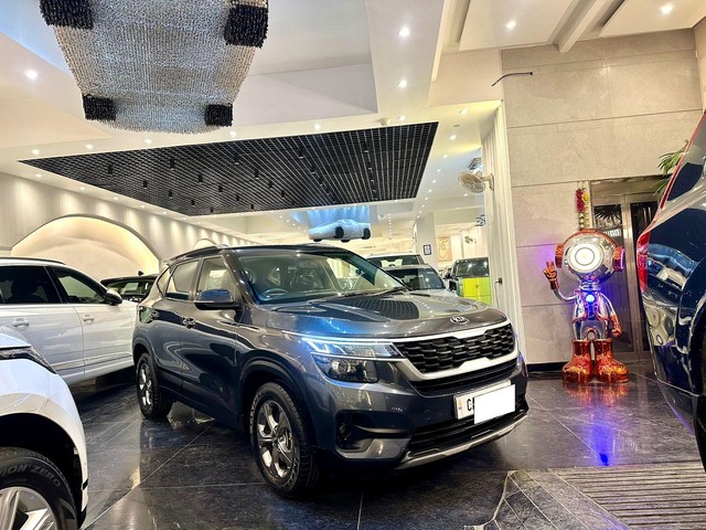 Second-hand 2020 Kia Seltos HTK G for sale in New Delhi-12