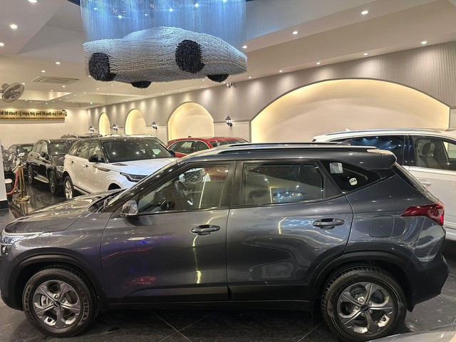 Second-hand 2020 Kia Seltos HTK G for sale in New Delhi-2