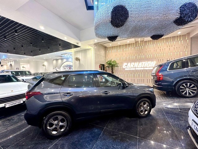 Second-hand 2020 Kia Seltos HTK G for sale in New Delhi-11