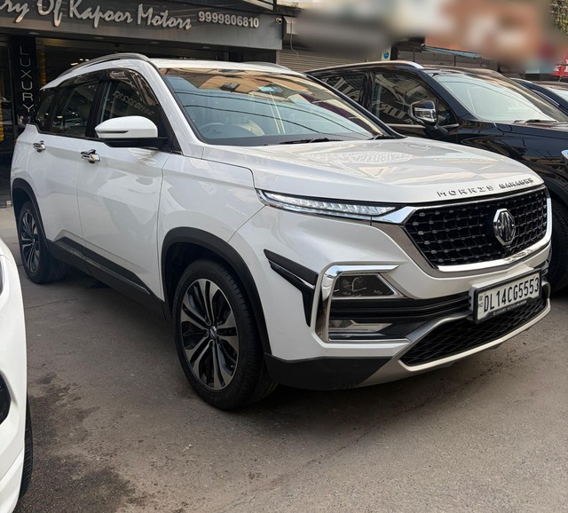Second-hand 2022 MG Hector Sharp EX CVT for sale in New Delhi-4