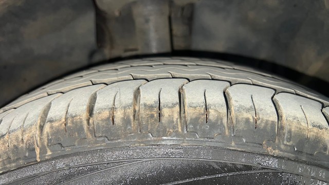 Second-hand 2015 Ford Ecosport 1.5 TDCi Trend BSIV for sale in Chennai-39