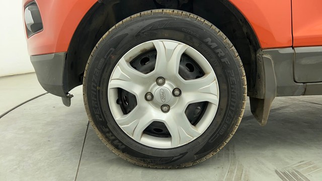 Second-hand 2015 Ford Ecosport 1.5 TDCi Trend BSIV for sale in Chennai-20