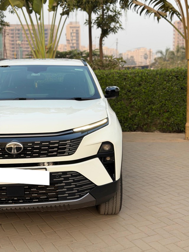 Second-hand 2024 Tata Harrier Adventure Plus AT for sale in Surat-11