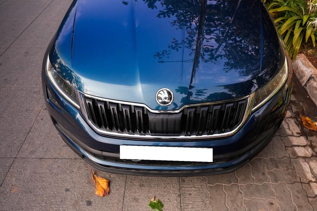 Second-hand 2018 Skoda Kodiaq 2.0 TDI Style for sale in Bangalore-8