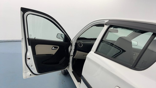 Second-hand 2021 Maruti Alto 800 LXi for sale in Lucknow-24