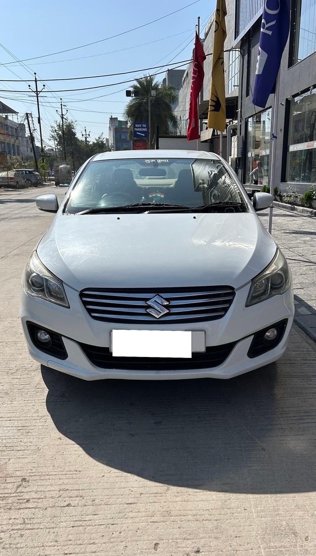 Second-hand 2014 Maruti Suzuki Ciaz VDi Plus for sale in Indore-5