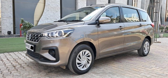 Second-hand 2023 Maruti Ertiga VXi (O) CNG for sale in New Delhi-19