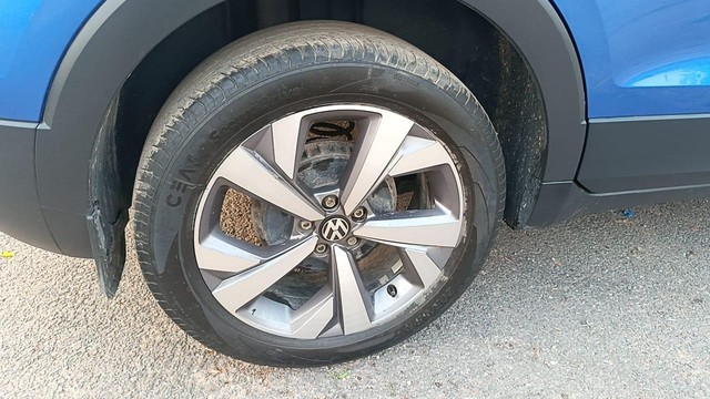 Second-hand 2023 Volkswagen Taigun 1.0 TSI Topline BSVI for sale in New Delhi-6