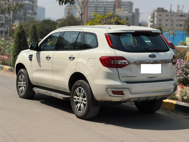 Second-hand 2018 Ford Endeavour 2.2 Titanium AT 4X2 for sale in Hyderabad-7