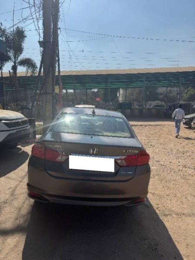 Second-hand 2016 Honda City i VTEC CVT VX for sale in New Delhi-2