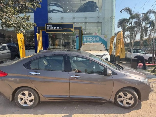 Second-hand 2016 Honda City i VTEC CVT VX for sale in New Delhi-1