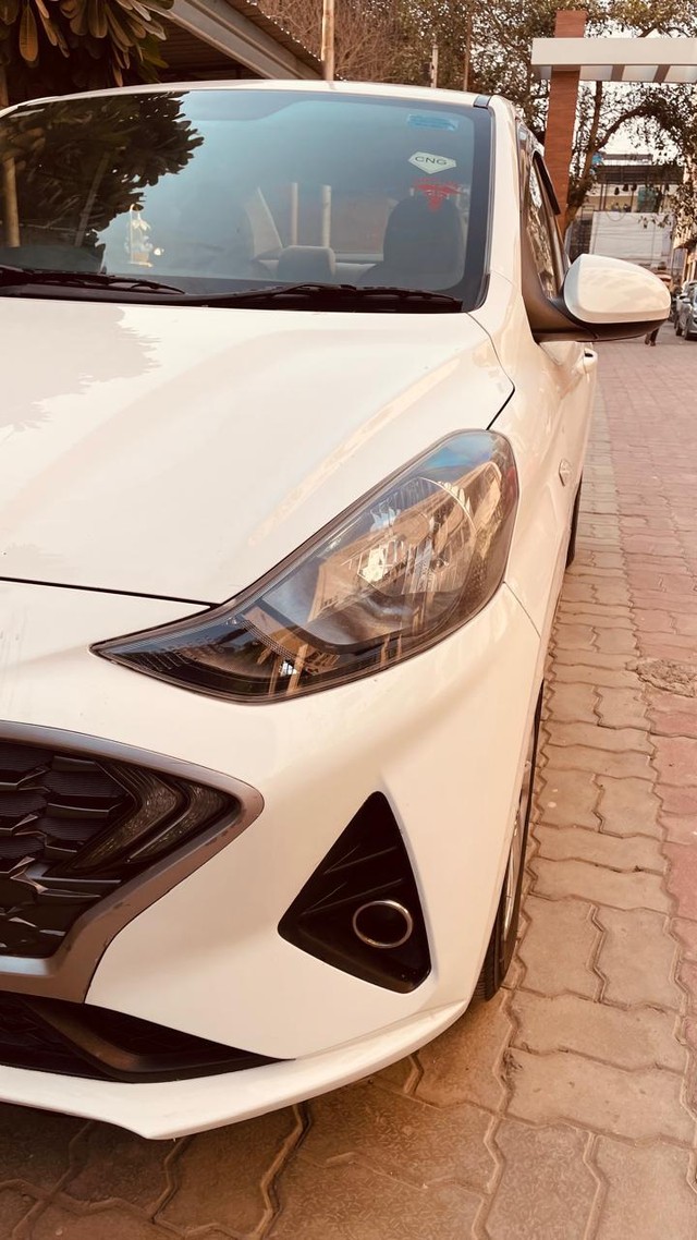 Second-hand 2021 Hyundai Aura S CNG for sale in New Delhi-4