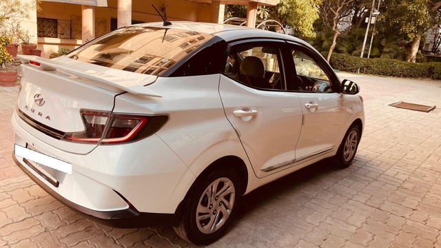 Second-hand 2021 Hyundai Aura S CNG for sale in New Delhi-1