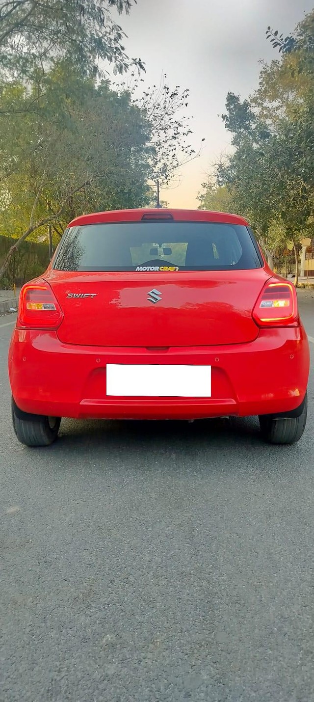 Second-hand 2021 Maruti Swift AMT VXI for sale in New Delhi-2