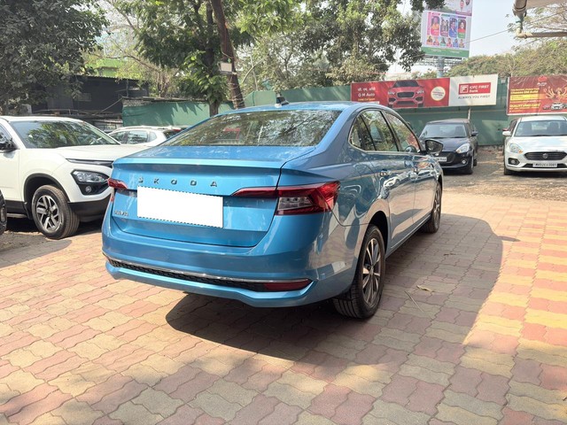 Second-hand 2024 Skoda Slavia 1.0 TSI Style AT for sale in Thane-9