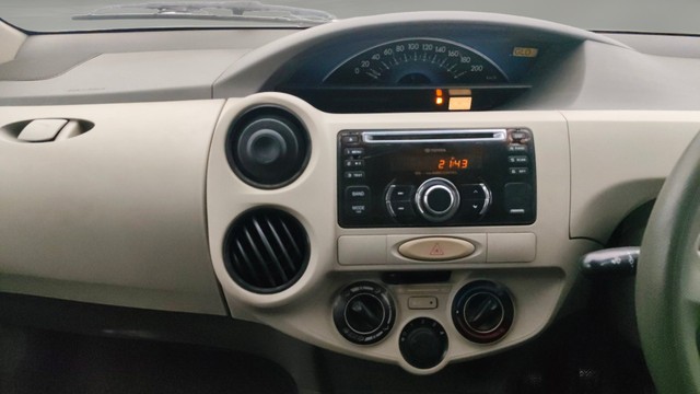 Second-hand 2013 Toyota Etios Liva G for sale in Pune-22