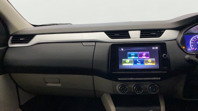 Second-hand 2024 Renault Triber RXZ for sale in Noida-22