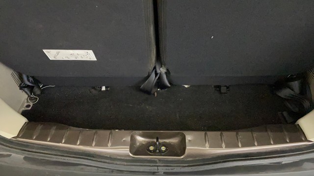 Second-hand 2024 Renault Triber RXZ for sale in Noida-19