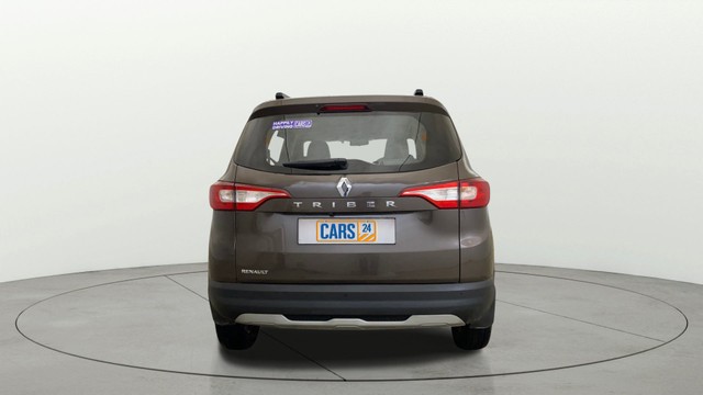 Second-hand 2024 Renault Triber RXZ for sale in Noida-3