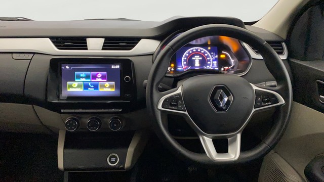 Second-hand 2024 Renault Triber RXZ for sale in Noida-12